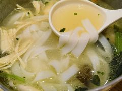 枸杞菌子土鸡汤粉-小满手工粉(北京富力广场店)