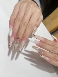 -LynLyn琳林美甲美睫