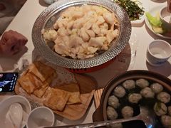 -小鱼小牛(世欧广场店)