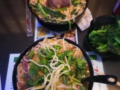 -星林居酸辣米线餐厅