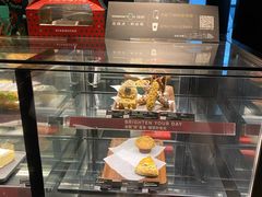 面包甜点陈列柜-星巴克(无锡苏宁天御广场店)
