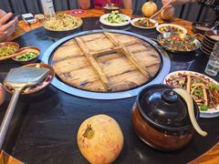 -山城柴火鸡·全鸡宴·跳水蛙(五小区店)