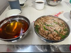 -正宗杨记普洱酸醋米线(总店)