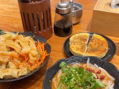 -嘻小北·兰州清汤牛肉面(太平洋森活天地店)