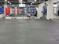 -FIGHTMAN格斗俱乐部(长宁临空店)