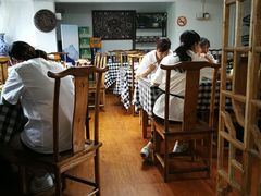 大堂-张小文胡辣汤(龙柏新村店)