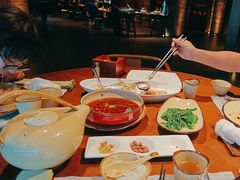 -石梅湾威斯汀度假酒店-品味餐厅·川湘菜·海鲜风味火锅·手工面食·万州烤鱼·口味牛蛙·小龙虾