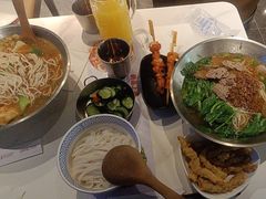 -妈妈故事米线(市府恒隆店)