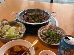 -大众跷脚牛肉馆·非遗传承单位(峨眉山店)