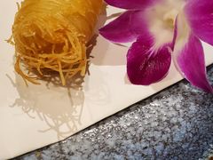 榴莲酥-和彩放题餐厅(酒仙桥店)
