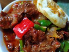-歹歹的加个面过油肉拌面