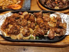 -老东镇啤酒屋海鲜加工·蒸汽海鲜·海鲜烧烤(台东店)