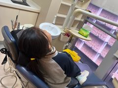 -瑞尔齿科(南京东路名人诊所)