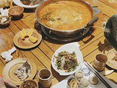 -亮欢寨酸汤鱼(沙冲路店)