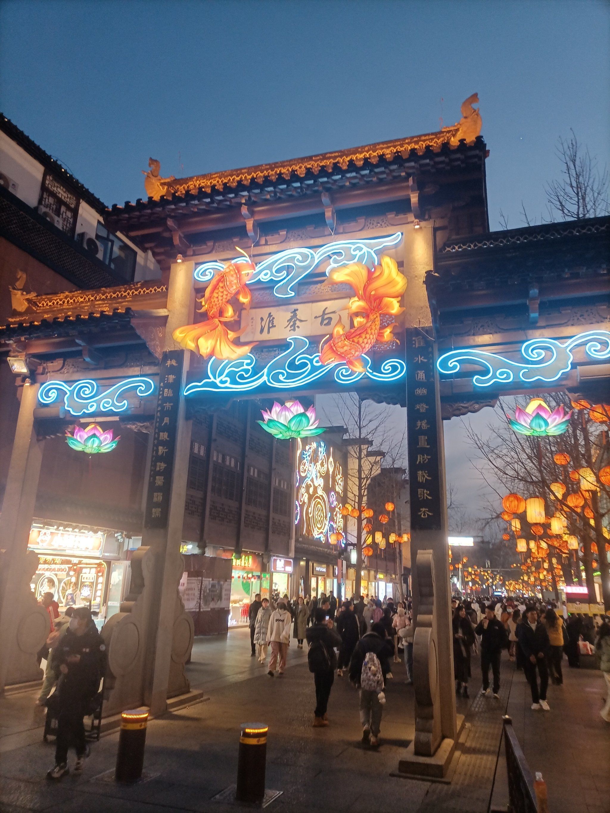 秦淮河畔夫子庙夜景