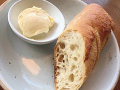 -ROAST coffee & eatery