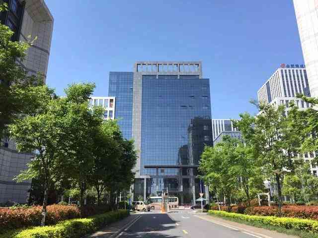 动漫产业园-"貌似园区里的企业跟动漫都没啥关系,现在叫.