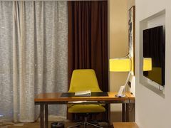 -武汉武昌站街道口华美达安可酒店