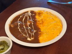 红烩牛肉蛋包饭-羽深肉铺 Steak & Wine