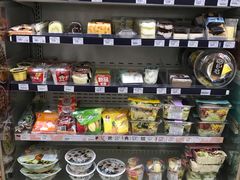 -全家便利店(秀沿路店)