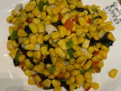 -香巴拉云南餐厅(华莱坞店)