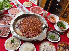 -山城年华老火锅(玉林店)