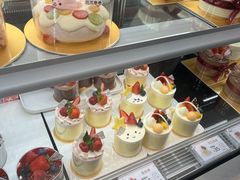 -花花卷卷·鲜食蛋糕(静安久光百货店)