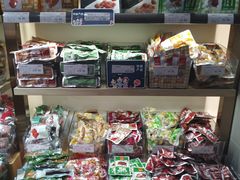 零售区-良品铺子(白云新世界店)