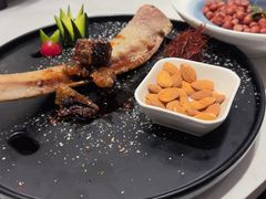 -火福·天湖阁大闸蟹博物馆主题餐厅(浅水湾店)