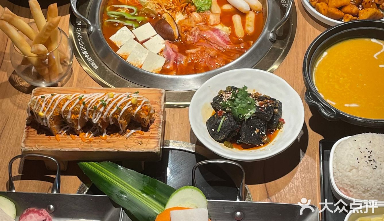 承包了我一年的烤肉 | 炉小哥烤肉 每一次跟姐妹们去