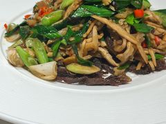 -巴扎屋大盘鸡·新疆菜(汇嘉时代店)