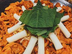 铁板章鱼五花肉-春熙台韩国料理·章鱼肥牛(西丽店)
