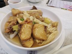 姜葱腐竹焖鱼腩-文记壹心鸡(宝华路店)