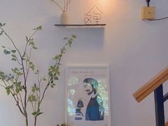 -彳亍咖啡·这里(水湾路店)