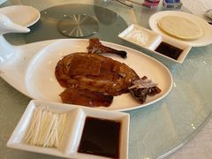 金牌片皮鸭-亢龙太子酒轩(东湖店)