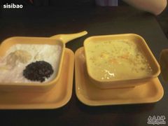 榴莲忘返+杨枝甘露-满记甜品(王府井北京市百货大楼店)