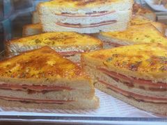 -三色鸽西饼店(黄河路店)