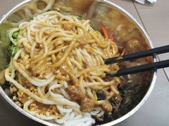 -灵芝妹子海鲜米线(香炉礁山姆店)
