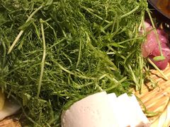 黑猪灼泉水时蔬-吃饭皇帝大(合生汇店)