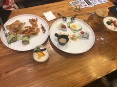 -more than meow吴止猫主题餐厅(承德 中船汇店)