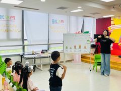 -蓝话筒·少儿成人演讲口才·主持朗诵·戏剧表演(大华第一坊店)