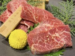 -山川小町·极番烧肉(新地假日广场店)
