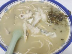 招牌黄鱼面-明呈黄鱼面馆(斜土路店)
