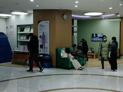 -雅悦齿科(顾村公园店)