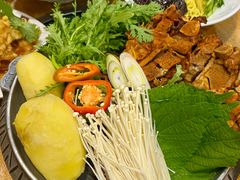 -喇喇排骨火锅·传统韩式脊骨汤(望京西园总店)