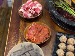 -黄潇洒老火锅(九眼桥宏济巷店)