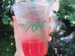 -Chom Cafe and Restaurant