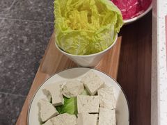 -三人行骨头王火锅(长寿店)