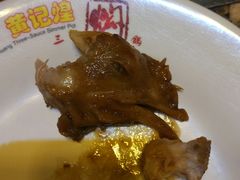 -黄记煌三汁焖锅(荣盛国际店)