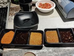 -三国惹火烤肉·中日韩烤肉集合店(百草路店)